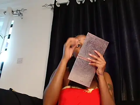 Snapshot of Miss_hot_candy chatting on March 6, 2026, 5:24 am Miss hot candy online show from March 6, 2026, 5:24 am