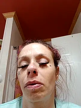 Snapshot of vvictoria_xxx chatting on March 22, 2025, 9:21 pm vvictoria xxx online show from March 22, 2025, 9:21 pm