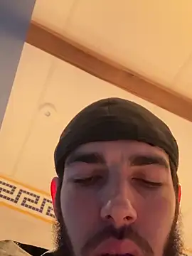 Snapshot of xhxmdnx chatting on April 13, 2026, 11:25 am xhxmdnx online show from April 13, 2026, 11:25 am