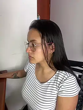 Shanonsex2 online show from December 13, 2024, 8:15 pm