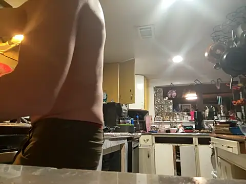 trash4cash online show from February 18, 2026, 1:36 am