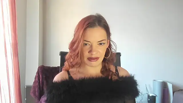 Snapshot of LilliLowexox chatting on February 7, 2026, 12:46 pm LilliLowexox online show from February 7, 2026, 12:46 pm