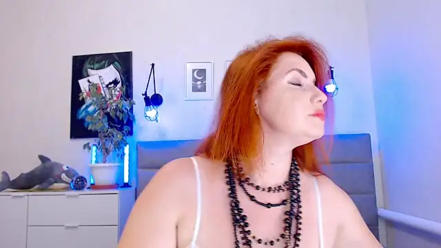 Snapshot of Ms_Ferrari chatting on July 13, 2026, 9:52 am Ms Ferrari online show from July 13, 2026, 9:52 am