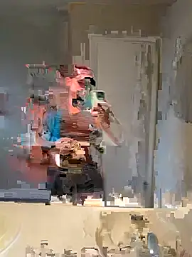 Maxgirthx online show from May 6, 2026, 11:14 am
