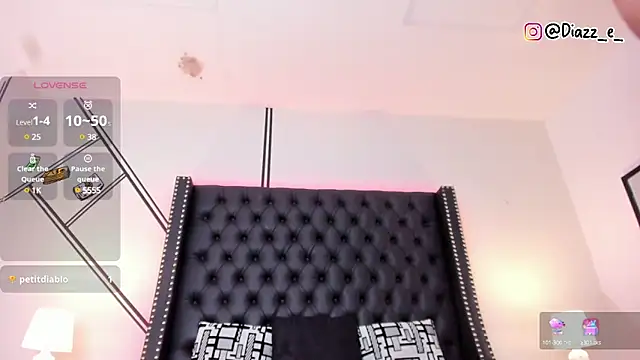  evelin diaz online show from March 19, 2025, 4:02 pm