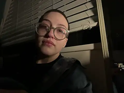 Starving4Cock online show from December 14, 2024, 7:18 am