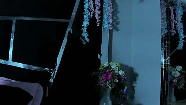 MaddyHudson online show from January 13, 2026, 9:52 pm