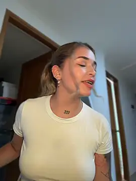 JoselinFlower  online show from February 26, 2026, 1:27 am