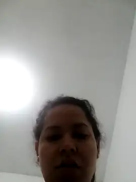 jume2205 online show from December 6, 2024, 11:05 am