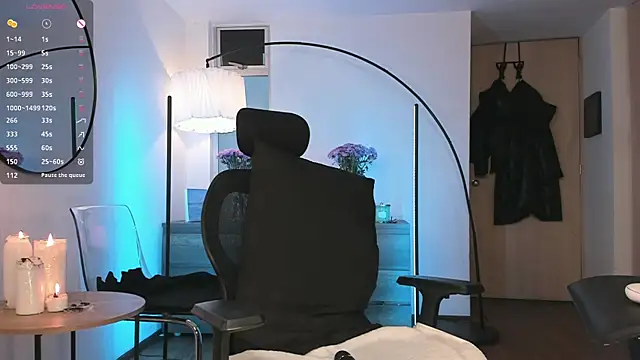 ariana fitl  online show from November 27, 2025, 10:59 am