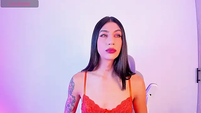 sofiaa grey  online show from November 23, 2025, 1:32 pm