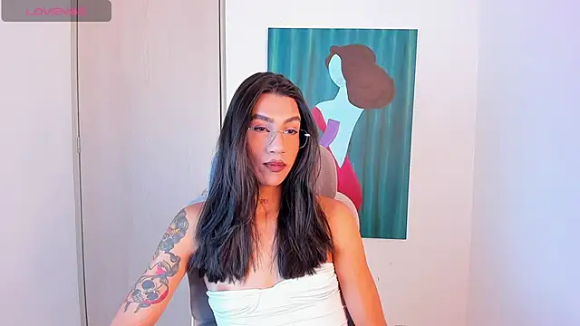 sofiaa grey  online show from January 8, 2026, 3:51 pm