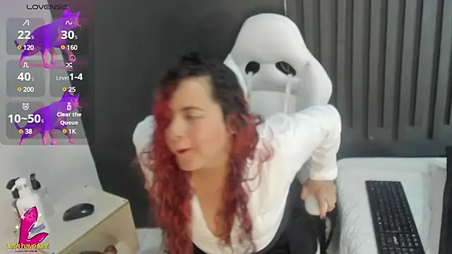 Shayla27 online show from January 18, 2025, 4:31 pm