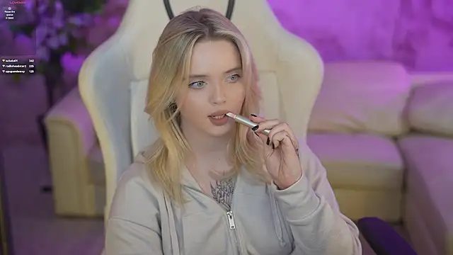 Cassy-Celestial  online show from February 28, 2025, 6:32 am