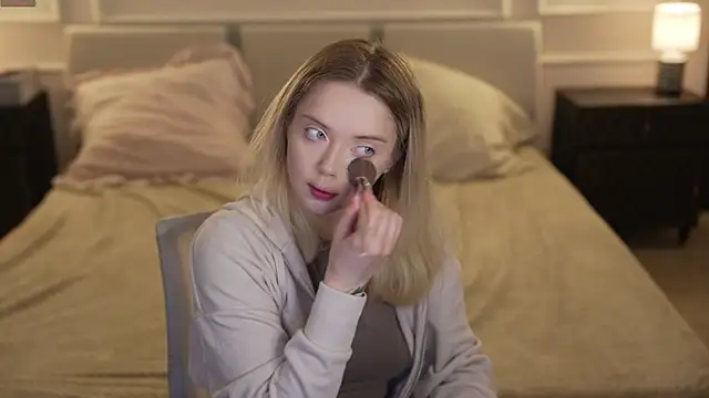 Cassy-Celestial  online show from September 14, 2025, 4:57 am