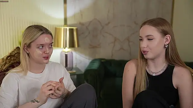 Cassy-Celestial  online show from March 20, 2025, 12:08 am