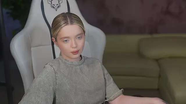 Cassy-Celestial  online show from February 21, 2025, 6:29 am