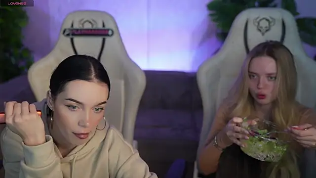 Cassy-Celestial  online show from January 12, 2026, 8:43 am