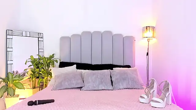 Scarlett Steelee online show from December 21, 2025, 4:52 pm