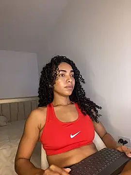 Snapshot of nicoleebony1 chatting on March 5, 2026, 7:54 pm nicoleebony1 online show from March 5, 2026, 7:54 pm