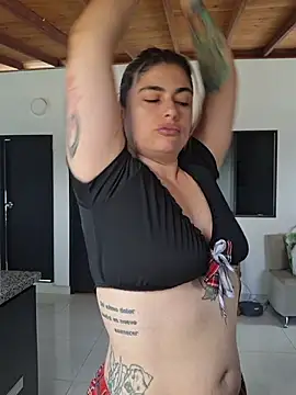 Juliietha servas online show from March 19, 2026, 5:02 pm