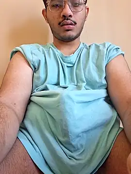 alesssterling online show from February 21, 2025, 6:51 am