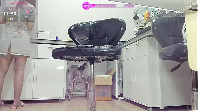 Kathylove 2023 online show from November 28, 2025, 4:45 am