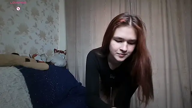Snapshot of MargoFoxy chatting on October 6, 2025, 12:28 pm MargoFoxy online show from October 6, 2025, 12:28 pm