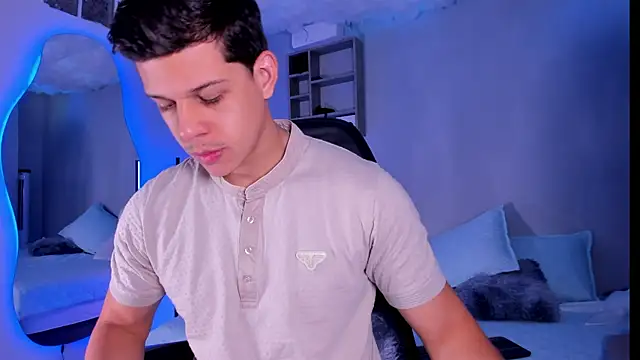 MarcoSullivan online show from November 15, 2025, 1:37 pm