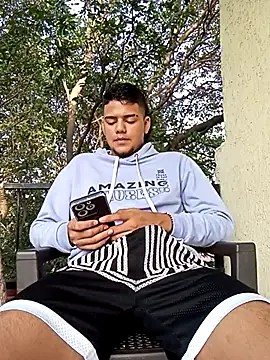 Snapshot of Nathan_mason_ chatting on February 25, 2025, 12:16 pm Nathan mason online show from February 25, 2025, 12:16 pm