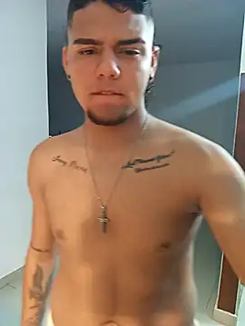 Snapshot of Nathan_mason_ chatting on February 2, 2025, 3:21 am Nathan mason online show from February 2, 2025, 3:21 am