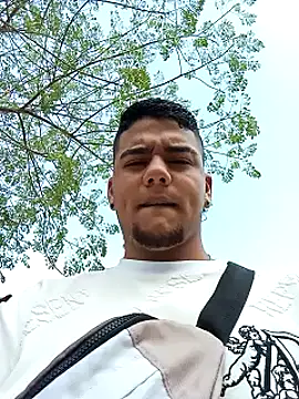 Snapshot of Nathan_mason_ chatting on February 4, 2025, 9:20 pm Nathan mason online show from February 4, 2025, 9:20 pm