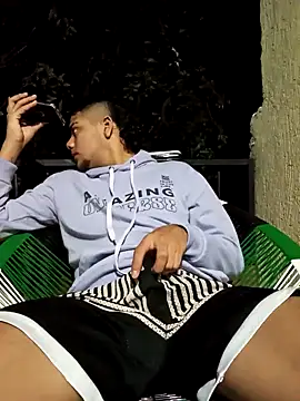 Snapshot of Nathan_mason_ chatting on February 25, 2025, 9:09 am Nathan mason online show from February 25, 2025, 9:09 am