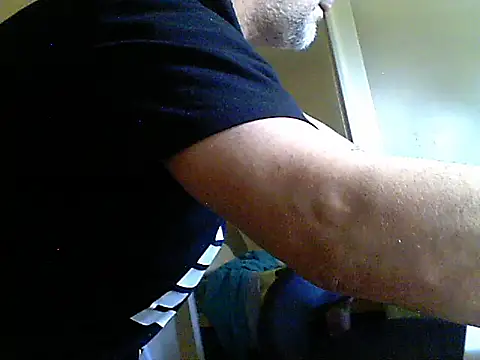 oopsxx online show from February 27, 2025, 12:23 pm