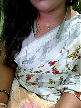 Snapshot of NEHA-DESHI chatting on March 18, 2025, 11:20 pm NEHA-DESHI online show from March 18, 2025, 11:20 pm