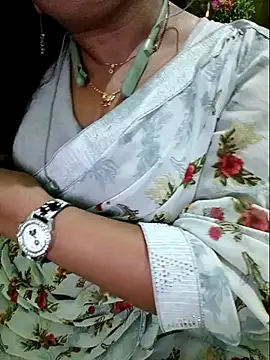 Snapshot of NEHA-DESHI chatting on March 18, 2025, 7:55 pm NEHA-DESHI online show from March 18, 2025, 7:55 pm