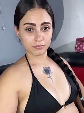Azuna25 online show from May 16, 2026, 8:52 pm