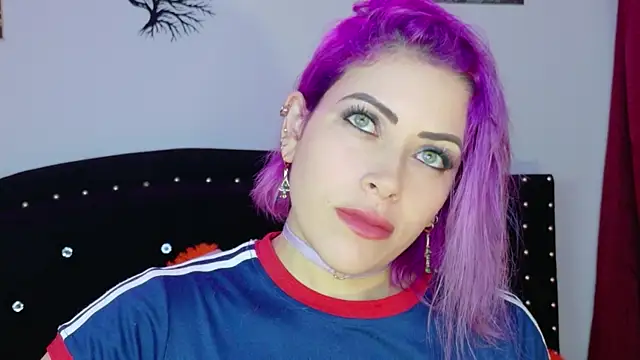Natalia Montoya online show from May 8, 2026, 10:46 pm