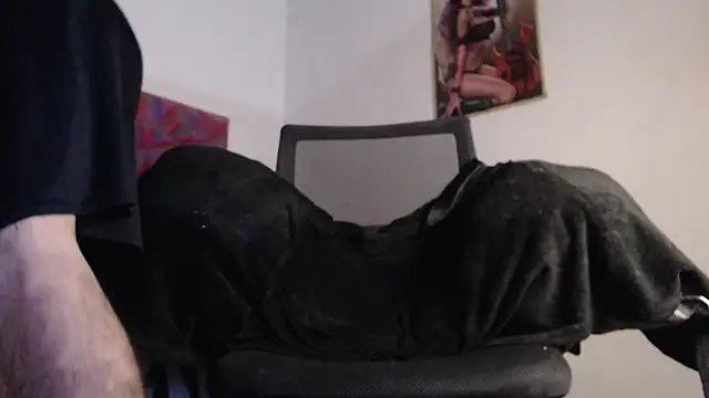 Snapshot of bix_couples chatting on January 17, 2026, 12:48 am bix couples online show from January 17, 2026, 12:48 am