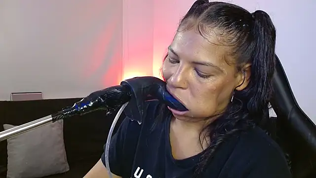 Snapshot of Anabel693 chatting on March 11, 2025, 1:45 pm Anabel693 online show from March 11, 2025, 1:45 pm