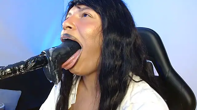 Snapshot of Anabel693 chatting on February 6, 2025, 5:19 pm Anabel693 online show from February 6, 2025, 5:19 pm