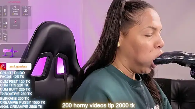 Snapshot of Anabel693 chatting on November 8, 2025, 9:29 pm Anabel693 online show from November 8, 2025, 9:29 pm