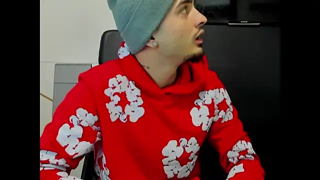 Snapshot of BrandonTate chatting on December 20, 2025, 8:17 am BrandonTate online show from December 20, 2025, 8:17 am