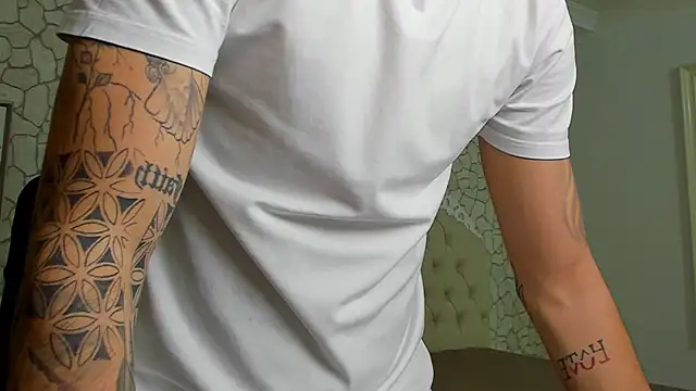 BrandonTate online show from October 25, 2025, 10:58 am