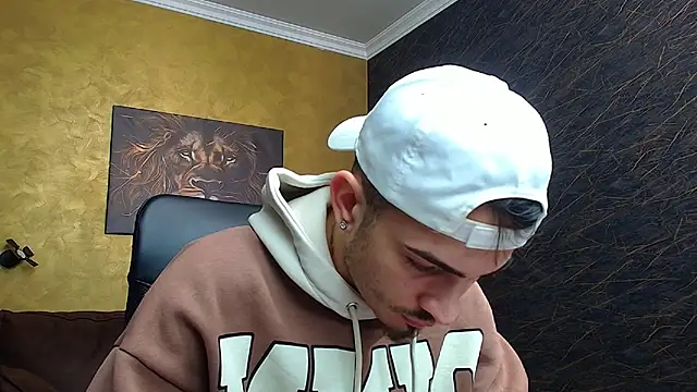 Snapshot of BrandonTate chatting on February 14, 2025, 12:03 pm BrandonTate online show from February 14, 2025, 12:03 pm