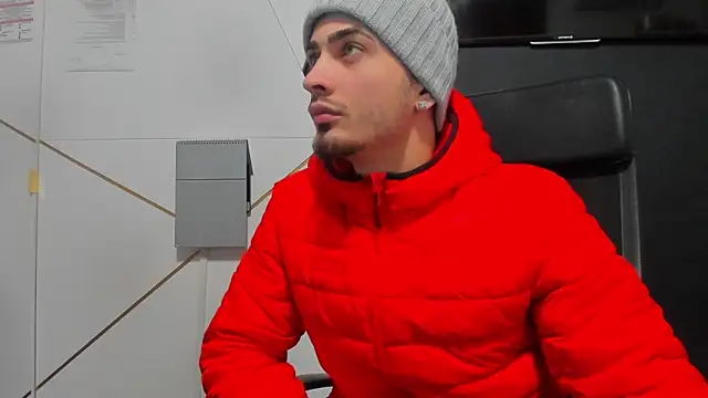 Snapshot of BrandonTate chatting on January 6, 2026, 5:55 am BrandonTate online show from January 6, 2026, 5:55 am