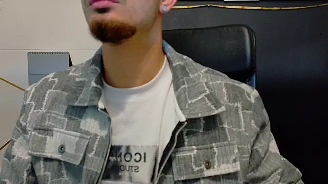 Snapshot of BrandonTate chatting on April 6, 2026, 10:49 am BrandonTate online show from April 6, 2026, 10:49 am