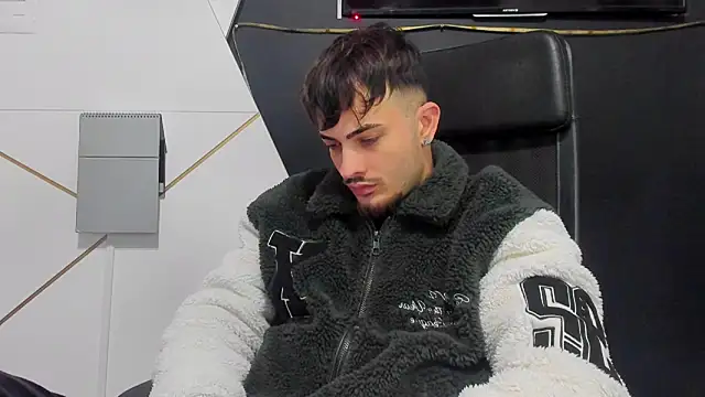 Snapshot of BrandonTate chatting on March 28, 2026, 6:03 am BrandonTate online show from March 28, 2026, 6:03 am