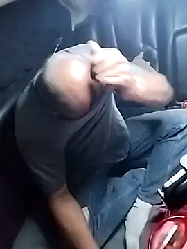 FloppyPickle4u online show from March 3, 2025, 12:01 am