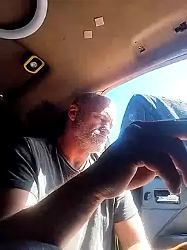 FloppyPickle4u online show from March 9, 2025, 6:21 pm